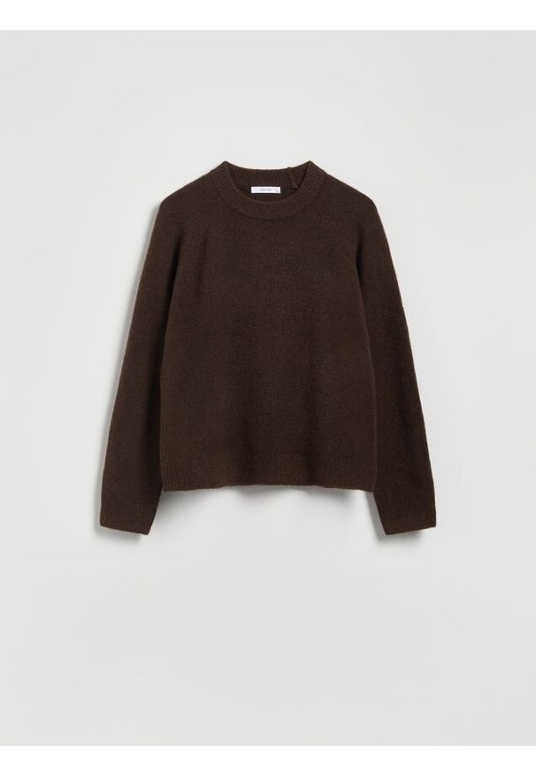 Reserved - Sweter z domieszką wełny - ciemnobrązowy. Kolor: brązowy. Materiał: wełna