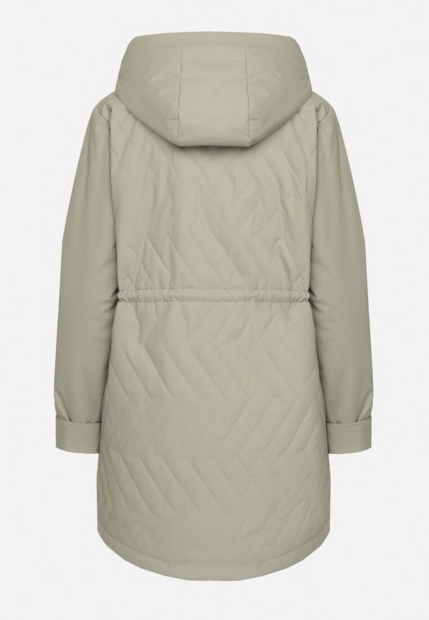 Born2be - Jasnozielona Pikowana Kurtka Parka z Odpinanym Kapturem na Suwak Ściągana w Talii Ericeas. Okazja: na co dzień. Kolor: zielony. Materiał: jeans. Długość rękawa: długi rękaw. Długość: długie. Styl: sportowy, elegancki, wizytowy, casual