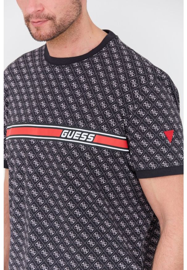Guess - GUESS Czarny t-shirt Jamey. Kolor: czarny
