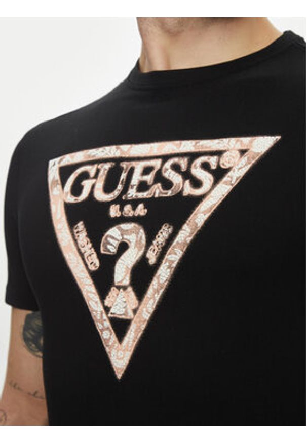 Guess T-Shirt M5GI06I3Z14 Czarny Regular Fit. Kolor: czarny. Materiał: bawełna