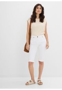bonprix - Bermudy dżinsowe ze stretchem i wygodnym paskiem. Kolor: biały #3