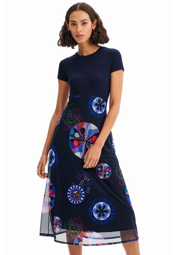 Desigual sukienka x Christian Lacroix kolor granatowy midi rozkloszowana. Kolor: niebieski. Materiał: materiał, wiskoza. Długość rękawa: krótki rękaw. Typ sukienki: rozkloszowane. Styl: klasyczny. Długość: midi