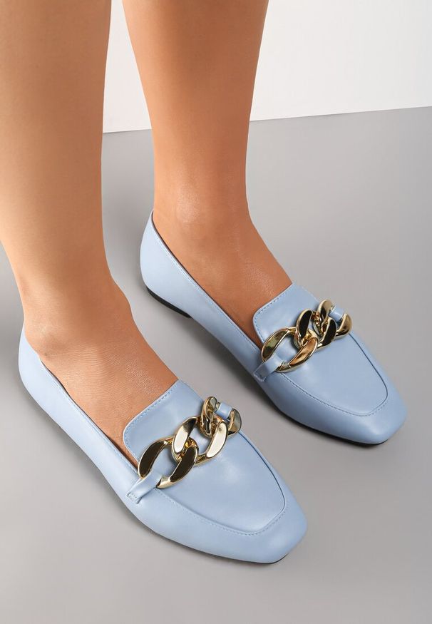 Renee - Niebieskie Mokasyny Maerona. Zapięcie: bez zapięcia. Kolor: niebieski. Obcas: na obcasie. Styl: glamour. Wysokość obcasa: niski