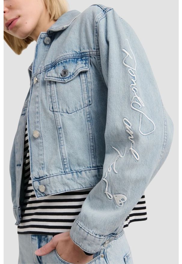 Karl Lagerfeld - KARL LAGERFELD Kurtka jeansowa damska KLxDisney, Rozmiar M. Kolor: niebieski. Materiał: jeans. Wzór: haft, motyw z bajki. Styl: elegancki, klasyczny