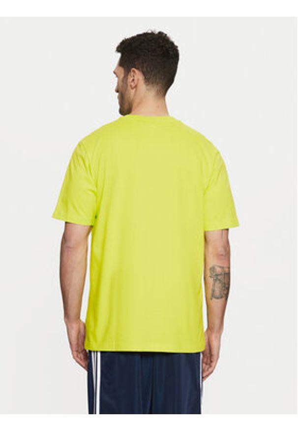 Adidas - adidas T-Shirt Trefoil Series JD0675 Zielony Regular Fit. Kolor: zielony. Materiał: bawełna