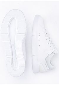 Sneakers'y damskie On Running Wmns The Roger Advantage (48.99452). Okazja: na co dzień. Kolor: biały. Materiał: skóra, guma. Sezon: lato. Sport: bieganie #3