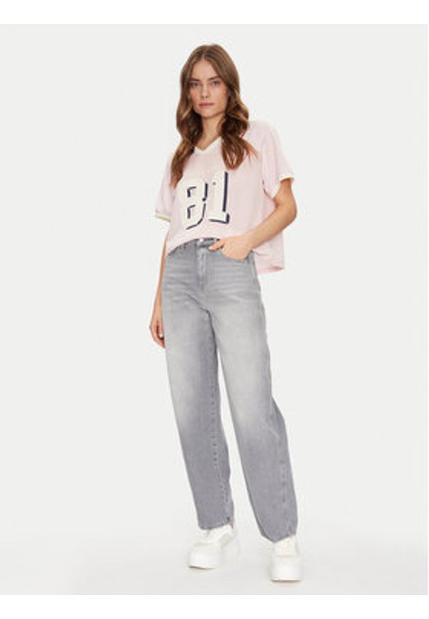 Guess T-Shirt W5GI59 KCTE2 Beżowy Regular Fit. Kolor: beżowy. Materiał: syntetyk