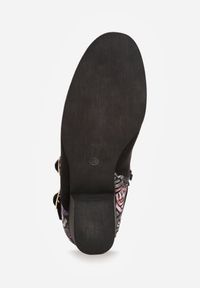 Born2be - Czarne Botki Vices na Obcasie Ozdobione Kwiatowym Motywem Selatea. Okazja: na co dzień. Kolor: czarny. Materiał: dzianina. Wzór: kwiaty, aplikacja. Obcas: na obcasie. Styl: casual, klasyczny, elegancki. Wysokość obcasa: średni #10