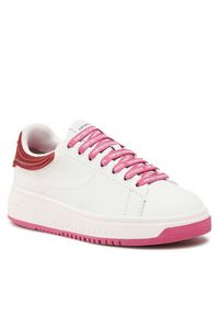 Emporio Armani Sneakersy X3X024 XN825 T485 Biały. Kolor: biały. Materiał: skóra