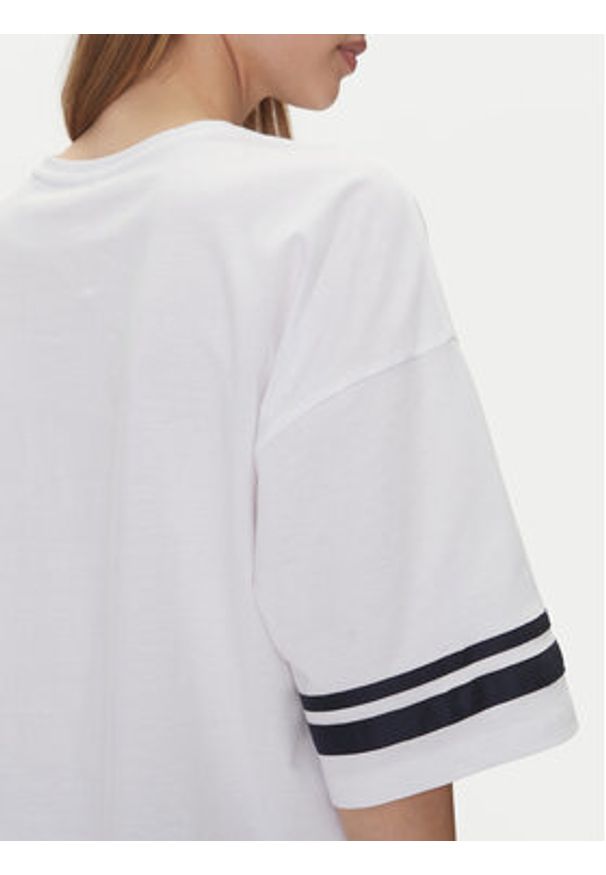 only - ONLY T-Shirt Paloma 15351935 Biały Regular Fit. Kolor: biały. Materiał: bawełna