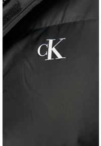 Calvin Klein Jeans - Kurtka puchowa. Typ kołnierza: kaptur. Kolor: czarny. Materiał: puch. Wzór: gładki #3