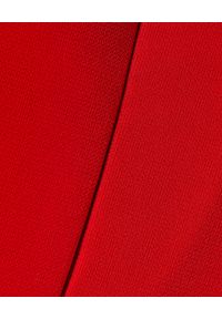 Alexander McQueen - ALEXANDER MCQUEEN - Czerwona sukienka z drapowaniem. Kolor: czerwony. Materiał: wiskoza. Wzór: aplikacja. Długość: mini #5