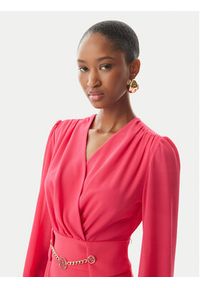 Rinascimento Sukienka koktajlowa CFC0123289003 Różowy Regular Fit. Kolor: różowy. Materiał: syntetyk. Styl: wizytowy #4