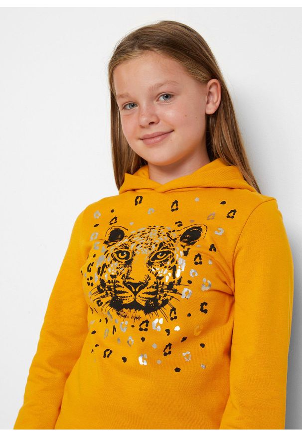 bonprix - Bluza z kapturem z bawełny organicznej. Typ kołnierza: kaptur. Kolor: pomarańczowy. Materiał: bawełna. Długość: długie. Wzór: nadruk. Styl: elegancki