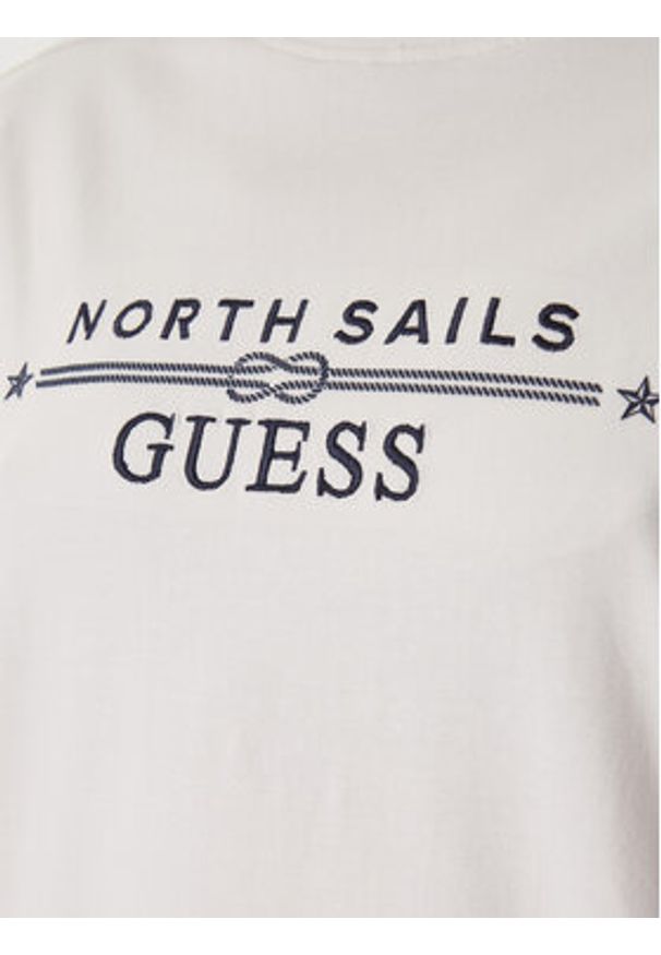 Guess T-Shirt GUESS x NORTH SAILS W6GI03 K2657 Écru Relaxed Fit. Kolor: kremowy. Materiał: bawełna