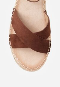 Born2be - Brązowe Plecione Sandały Boho VICES ze Skrzyżowanymi Paskami Aqiaria. Okazja: na co dzień. Zapięcie: pasek. Kolor: brązowy. Materiał: len. Sezon: lato. Styl: boho #6