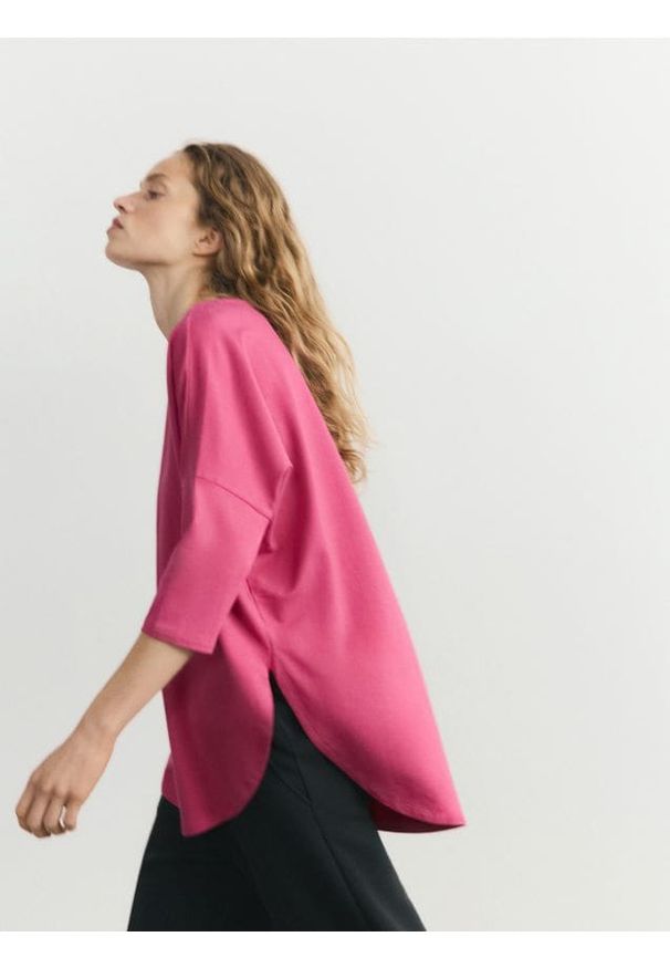 Reserved - T-shirt z modalem - fuksja. Kolor: różowy. Materiał: dzianina, bawełna