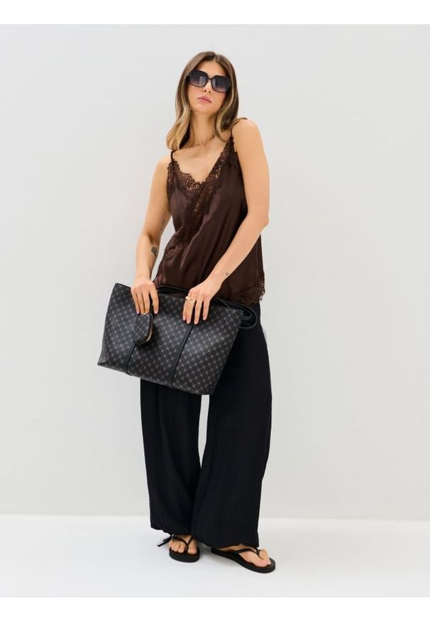 Sinsay - Szerokie spodnie z regulacją nogawki z wiskozą - czarny. Kolor: czarny. Materiał: wiskoza