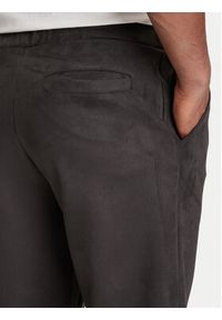 Guess Spodnie dresowe Z5YB03 KCJY2 Zielony Regular Fit. Kolor: zielony. Materiał: bawełna #2