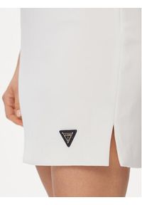 Guess Spódnica mini Mylah V4GD03 KBFB2 Biały Regular Fit. Kolor: biały. Materiał: syntetyk
