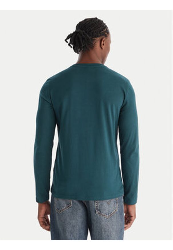 Robe di Kappa Longsleeve 631189W Zielony Slim Fit. Kolor: zielony. Materiał: bawełna. Długość rękawa: długi rękaw