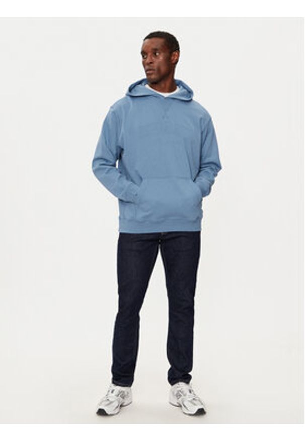 New Balance Bluza MT43500 Niebieski Regular Fit. Kolor: niebieski. Materiał: bawełna