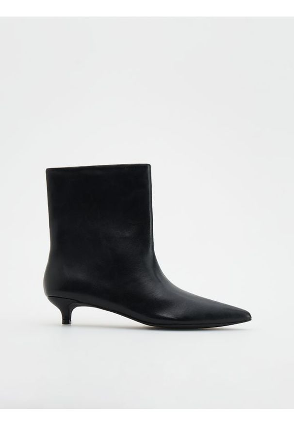 Reserved - Botki na szpilce - czarny. Kolor: czarny. Materiał: skóra. Obcas: na szpilce