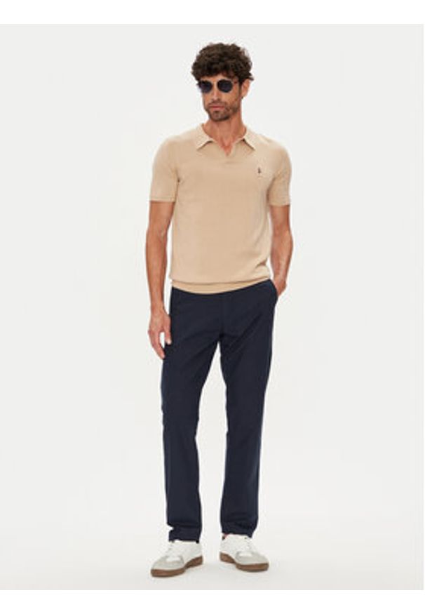 U.S. Polo Assn. Polo MUP3554 Beżowy Slim Fit. Typ kołnierza: polo. Kolor: beżowy. Materiał: bawełna