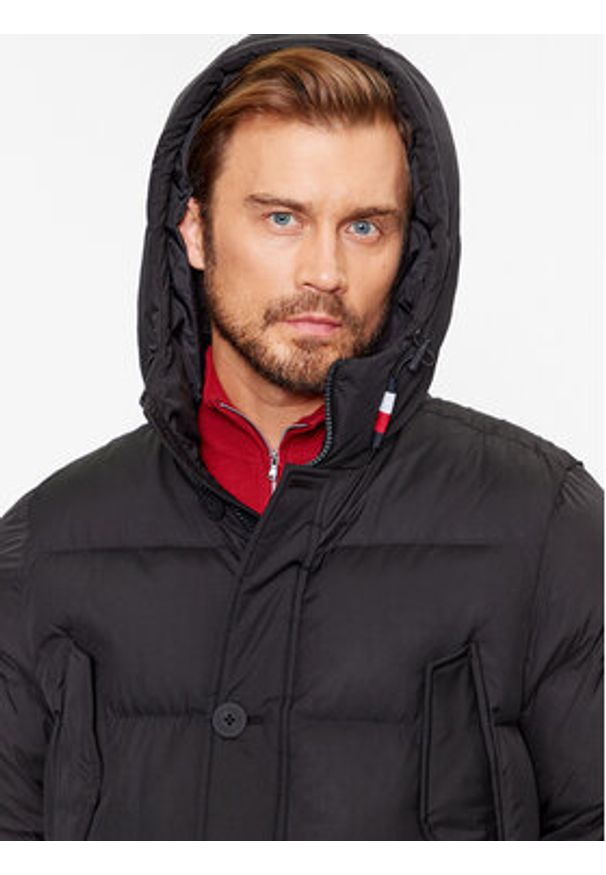 TOMMY HILFIGER - Tommy Hilfiger Kurtka zimowa Essential Rockie MW0MW33961 Czarny Regular Fit. Kolor: czarny. Materiał: syntetyk. Sezon: zima