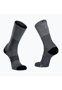 Skarpety rowerowe NORTHWAVE EXTREME PRO HIGH SOCK czarne. Kolor: czarny