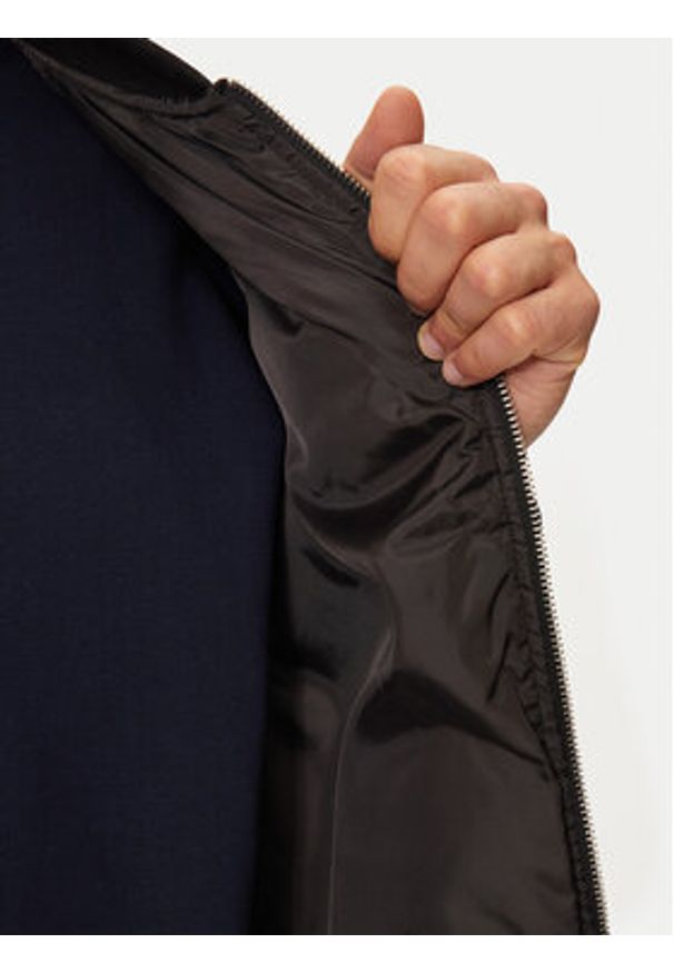 Jack & Jones Kamizelka Koda 12258386 Czarny Regular Fit. Kolor: czarny. Materiał: syntetyk