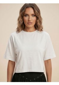 Sinsay - Bawełniana koszulka z krótkim rękawem - biały. Kolor: biały. Materiał: bawełna. Długość rękawa: krótki rękaw. Długość: krótkie