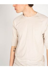 La Haine Inside Us T-shirt "Base" | P2208 3M | Mężczyzna | Beżowy. Kolor: beżowy. Materiał: bawełna. Długość: długie #3