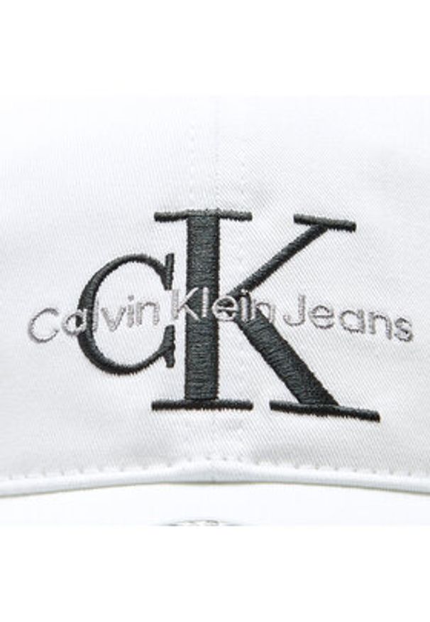 Calvin Klein Jeans Czapka z daszkiem K50K510061 Biały. Kolor: biały. Materiał: bawełna, materiał