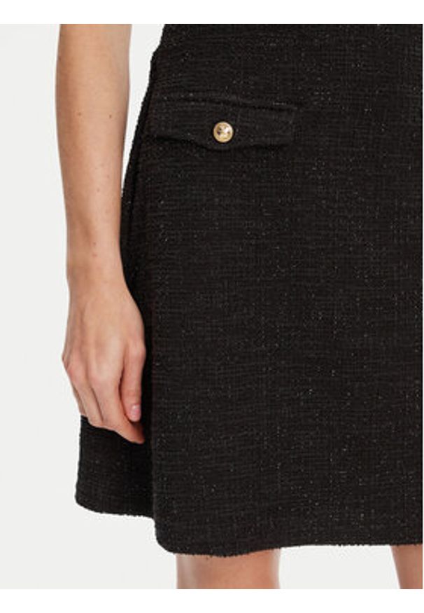 Guess Sukienka dzianinowa W5YK18 KCXO2 Czarny Regular Fit. Kolor: czarny. Materiał: syntetyk