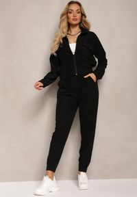 Renee - Czarny Komplet Dresowy w Prążki Bluza Kurtka Rozpinana z Kołnierzykiem i Spodnie Lisulla. Kolor: czarny. Materiał: dresówka. Wzór: prążki. Sport: turystyka piesza #5