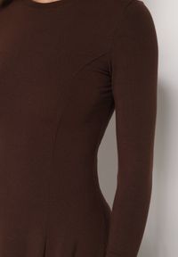 Born2be - Brązowa Bawełniana Sukienka o Rozkloszowanym Kroju Tuselenea. Okazja: na co dzień. Kolor: brązowy. Materiał: bawełna. Typ sukienki: proste. Styl: casual, elegancki #3