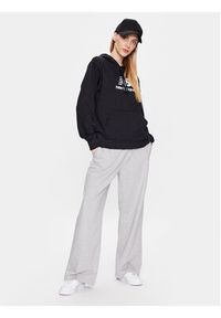 New Balance Bluza WT31533 Czarny Relaxed Fit. Kolor: czarny. Materiał: syntetyk