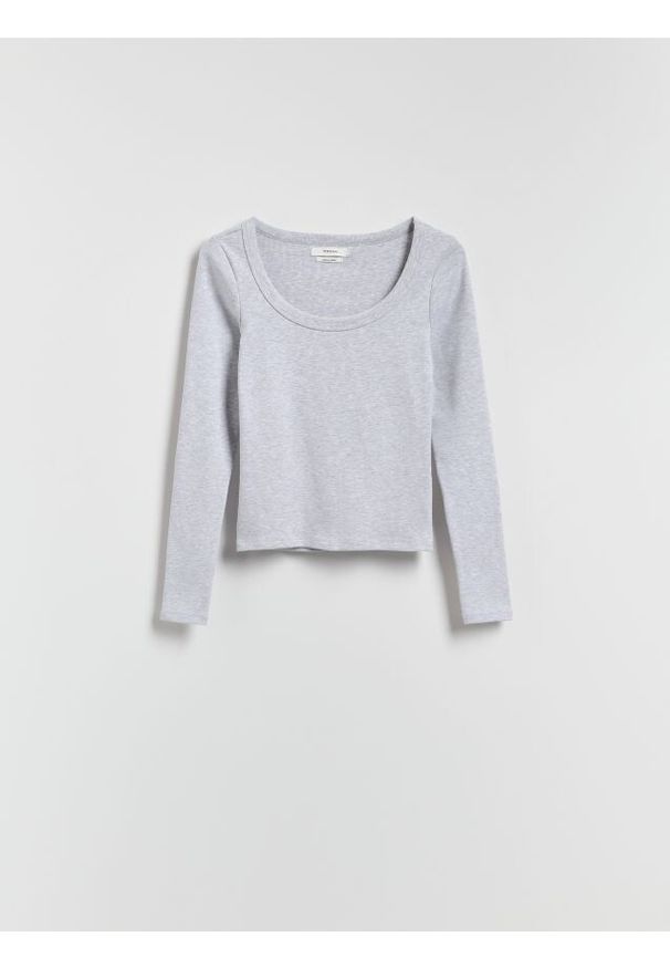 Reserved - Bawełniany longsleeve - jasnoszary. Kolor: szary. Materiał: bawełna. Długość rękawa: długi rękaw