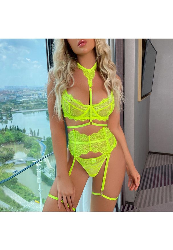 Intica - Koronkowy komplet bielizny z pasem do pończoch na romantyczny wieczór Fatinah. Kolor: żółty. Materiał: koronka. Wzór: koronka