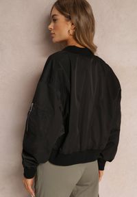 Renee - Czarna Kurtka Bomberka z Zasuwanymi Kieszeniami na Rękawach Jaylianna. Kolor: czarny #2