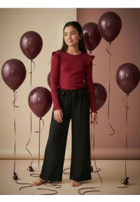 Sinsay - Spodnie z szeroką nogawką - czarny. Kolor: czarny #1