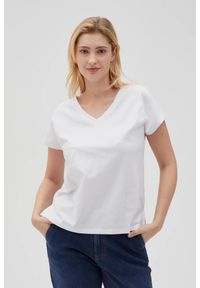 MOODO - Bawełniny t-shirt z dekoltem w serek biały. Typ kołnierza: dekolt w serek. Kolor: biały. Materiał: bawełna