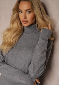 Renee - Szary Casualowy Golf z Dodatkiem Bawełny i Wiskozy Lerinae. Okazja: na co dzień. Typ kołnierza: golf. Kolor: szary. Materiał: bawełna, wiskoza. Długość rękawa: długi rękaw. Długość: długie. Styl: casual