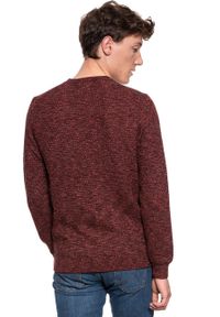 Mustang - MĘSKI SWETER MUSTANG Muline Jumper GARNET 1006554 7146. Kolor: czerwony. Wzór: melanż #7