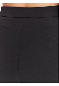 Elisabetta Franchi Spodnie materiałowe PA-004-36E2-V300 Czarny Regular Fit. Kolor: czarny. Materiał: materiał, syntetyk