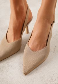 Renee - Ciemnobeżowe Plecione Sandały na Szpilce Savapheme. Zapięcie: sprzączka. Kolor: beżowy. Obcas: na szpilce. Styl: klasyczny, elegancki #8