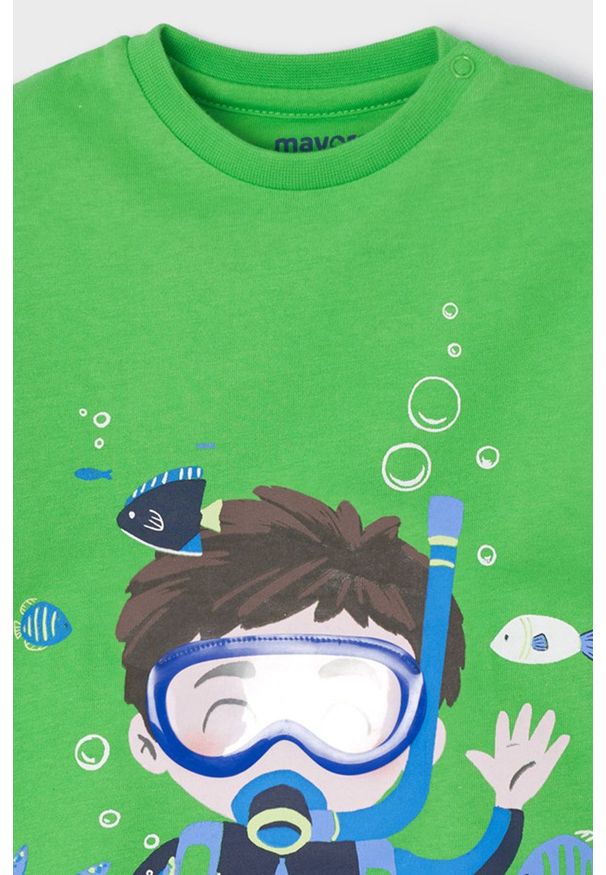 Mayoral T-shirt bawełniany dziecięcy kolor zielony z nadrukiem. Okazja: na co dzień. Kolor: zielony. Materiał: bawełna. Wzór: nadruk. Styl: casual
