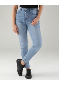 Unisono - NIEBIESKIE GŁADKIE JEANSY. Kolor: niebieski. Materiał: jeans. Wzór: gładki. Styl: klasyczny