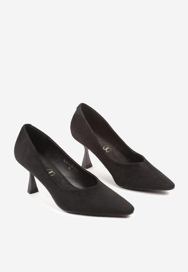 Renee - Czarne Czółenka Vices na Obcasie Typu Klepsydra ze Skórzaną Wkładką Dedvire. Okazja: na wesele, na ślub cywilny. Kolor: czarny. Materiał: skóra. Obcas: na obcasie. Styl: elegancki. Wysokość obcasa: średni